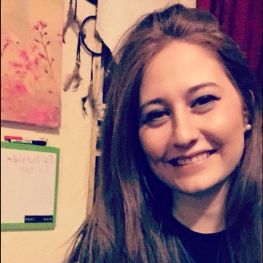 Meet your Posher, Renee